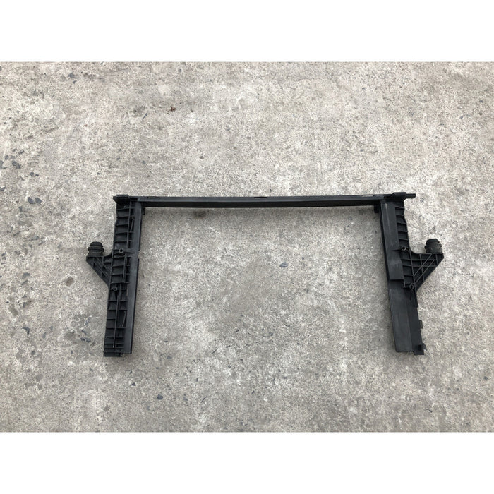 Soporte Radiador Volvo V50 2004 Al 2008