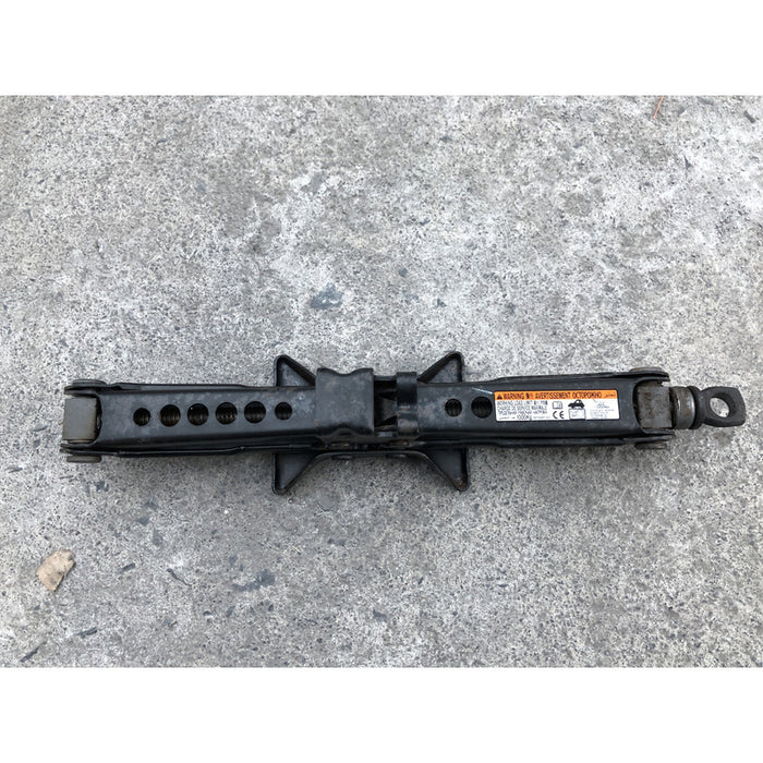 Gato Tijera Toyota Camry 2018 Al 2023