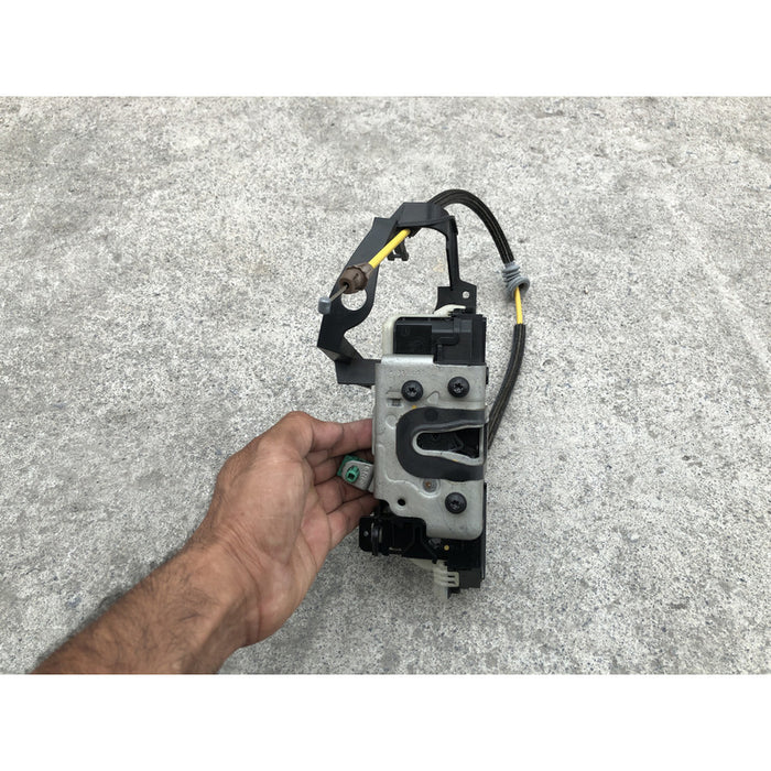 Chapa De Puerta Trasera Izquierda Ford Explorer 2011 - 2019