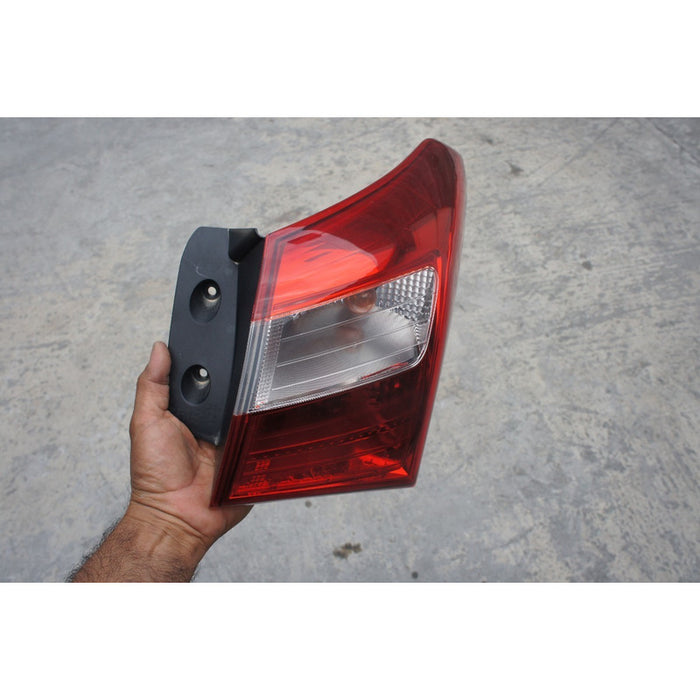 Calavera Derecha Elantra Hatchback 2013 2014 2015 2016 2017