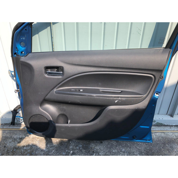 Puerta Delantera Derecha Para Mitsubishi Mirage 2014-2020