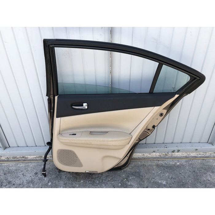 Puerta Trasera Derecha Original Para Nissan Maxima 2009-2014