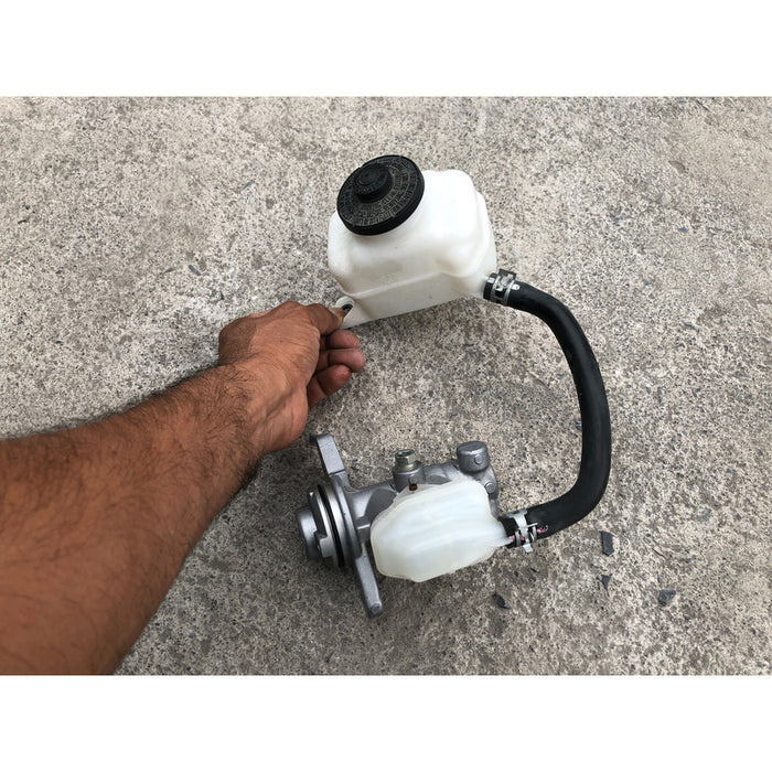 Bomba De Frenos Toyota Sienna 2011 Al 2016 3.5