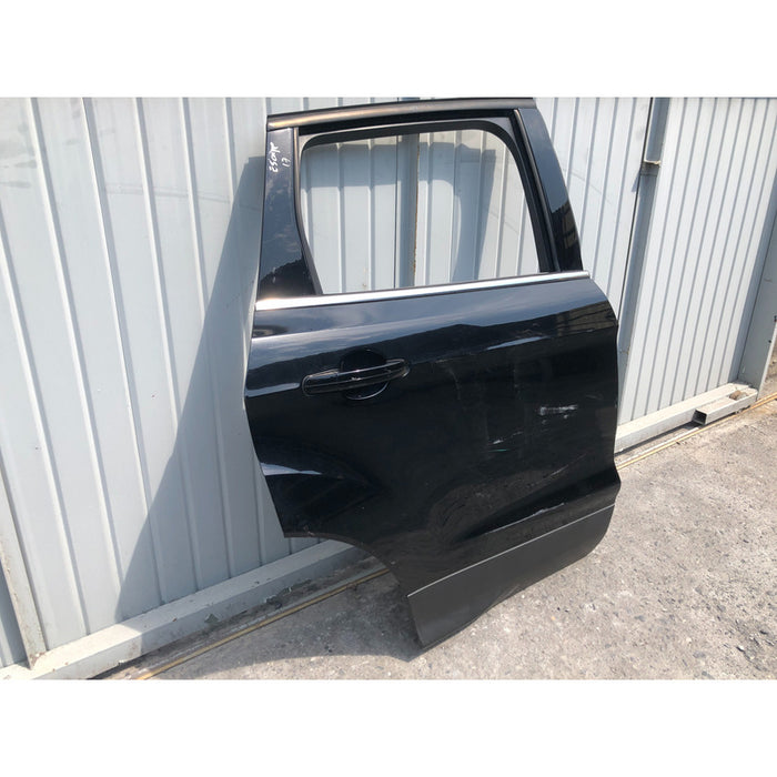 Puerta Trasera Derecha Ford Escape 2013 - 2019