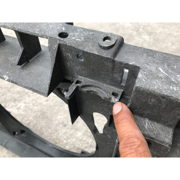 Marco De Radiador Original Nissan Maxima 2016, 2017, 2018