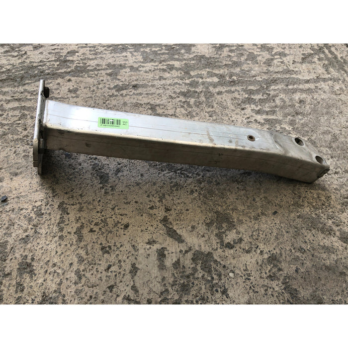 Soporte Refuerzo Delantero Izquierdo Cherokee 2014-2018