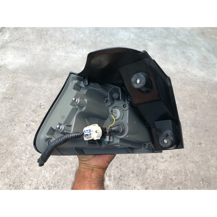 Calavera Derecha Original Jeep Cherokee 2014 Al 2018