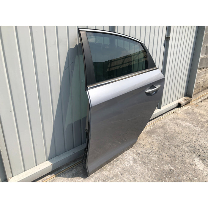 Puerta Trasera Izquierda Hyundai Sonata 2015 Al 2019