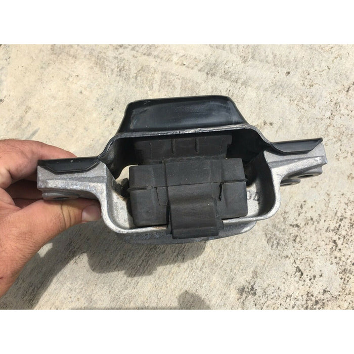 Soporte De Motor Izquierdo Golf Gti 2011 2.0 Dohc 16v Turbo