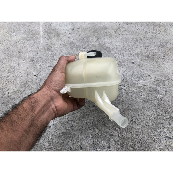 Deposito Agua Radiador Nissan Sentra 2020 Al 2023 2.0