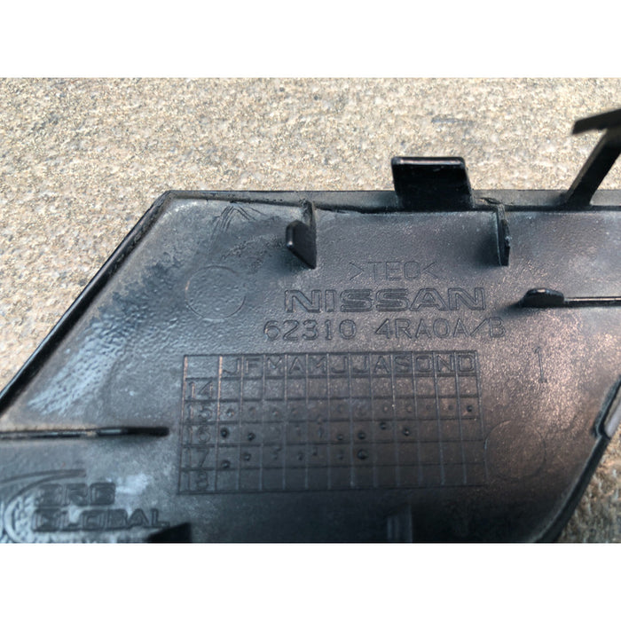 Tapa Tiron Delantero Nissan Maxima 2016 2017 2018