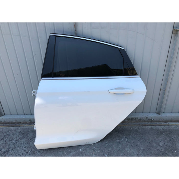 Puerta Trasera Izquierda Chrysler 200 2015 Al 2017