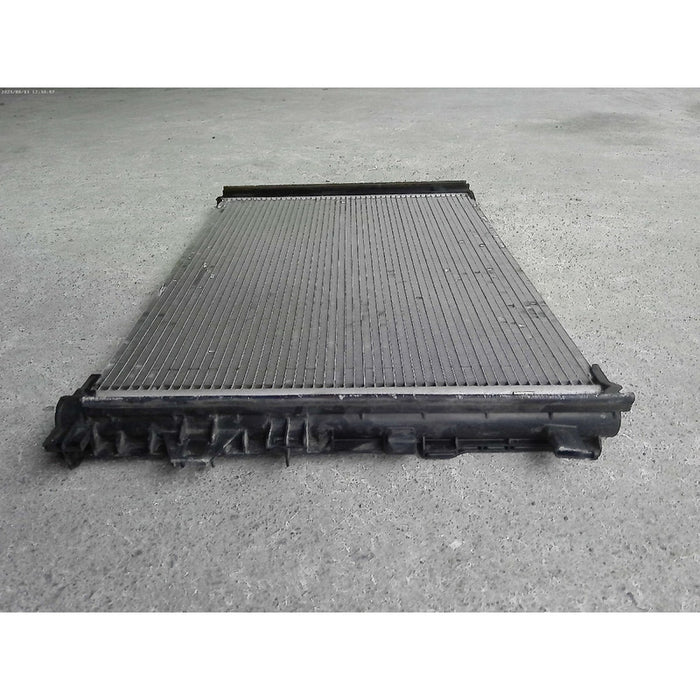 Condensador Original Infiniti Qx30 2017 2018 2019 2.0 Litros