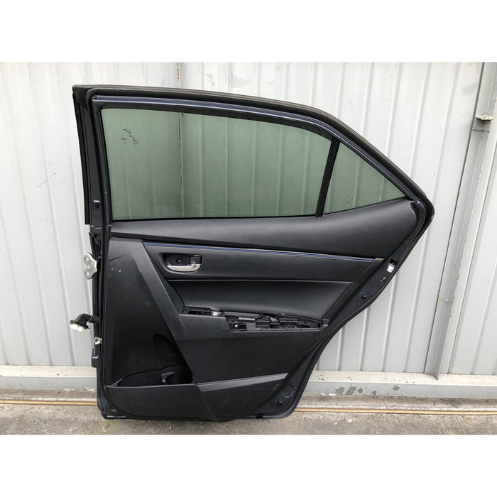 Puerta Trasera Derecha Corolla 2014 2015 2016 2017 2018 2019