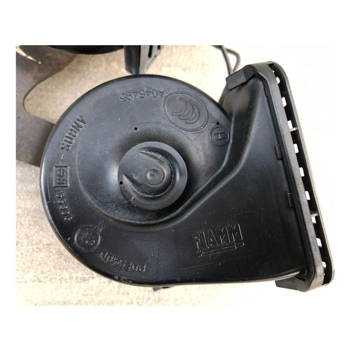 Claxon Fiamm Original Para Nissan Titan 2004 Al 2015