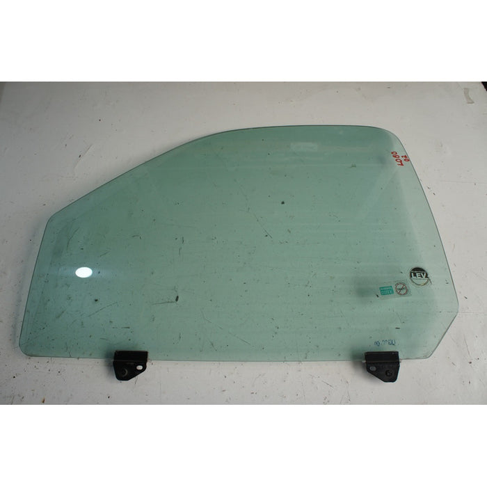 Vidrio De Puerta Delantero Izquierdo Lobo 1997 2000 2002