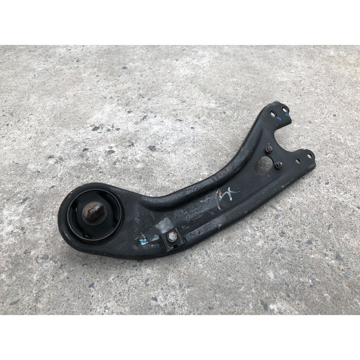 Tirante Trasero Derecho Hacia Chasis Optima 2011 Al 2015 2.4
