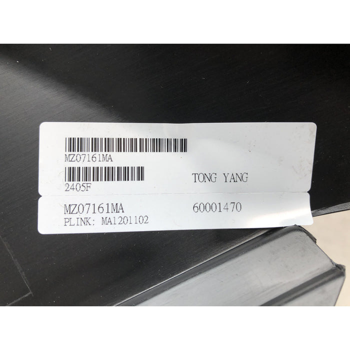Moldura De Parrilla Superior Original Para Mazda 3 2017-2018