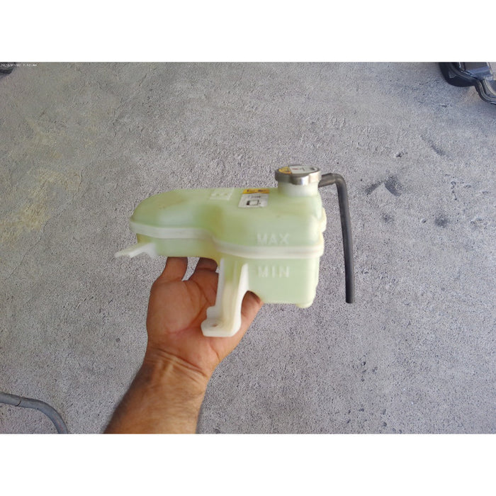 Deposito Agua Radiador Hyundai Sonata Hibrido 2011 2015 2.4