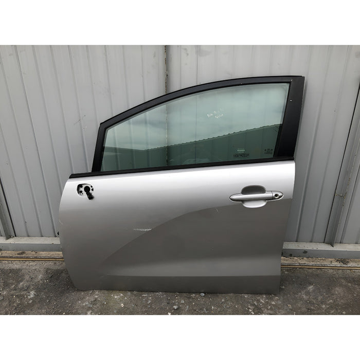 Puerta Delantera Izquierda Kia Rio 2012-2017 (hatchback)