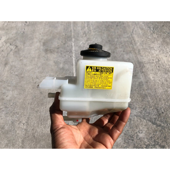 Deposito Liquido De Frenos Toyota Prius Del 2010 Al 2015