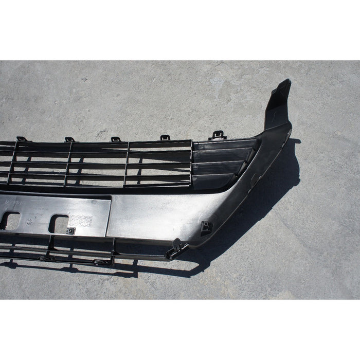 Parrilla Inferior Original Para Toyota Yaris 2016-2017