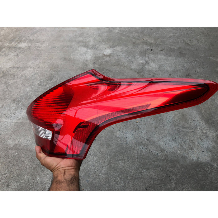 Calavera Derecha Original Ford Focus Hatchback 2015 Al 2018