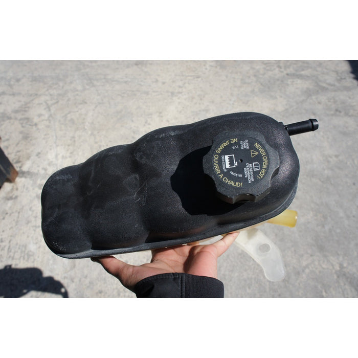 Deposito Agua Radiador Chevrolet Suburban 2007 - 2014 *