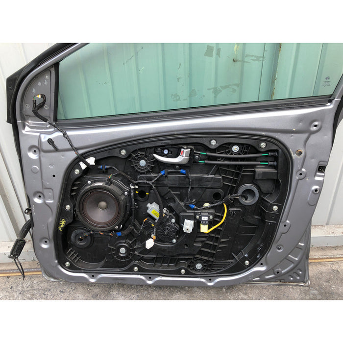 Puerta Delantera Derecha Original, Hyundai Elantra 2011-2016
