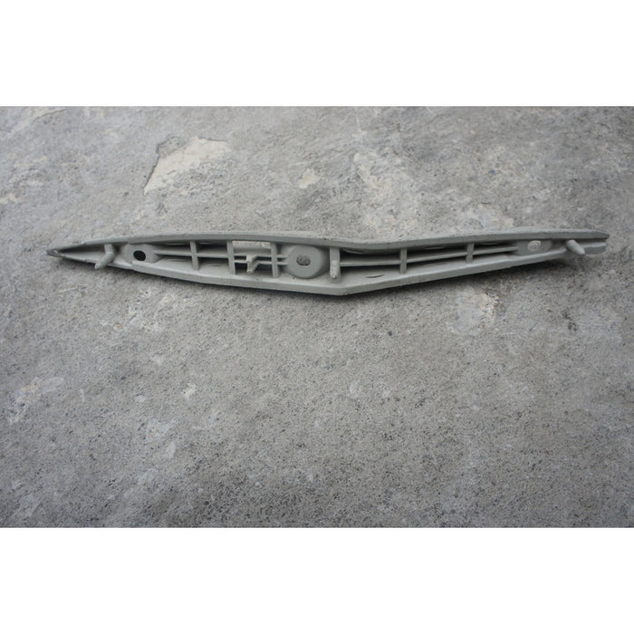 Guia Defensa Trasera Derecha Ford Focus Zx3 2001 - 2004