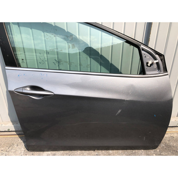 Puerta Delantera Derecha Original, Hyundai Elantra 2011-2016