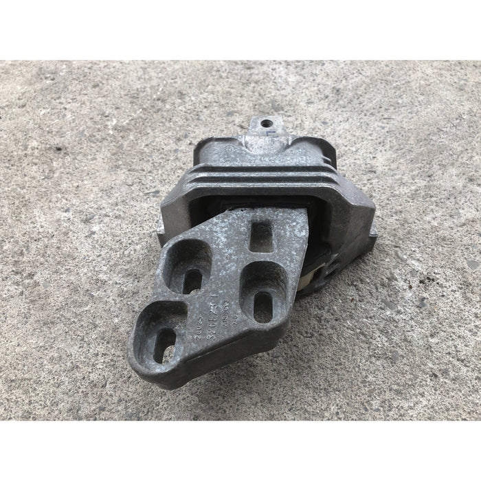 Soporte De Motor Mercedes Benz Cla250 2014 Al 2020 2.0