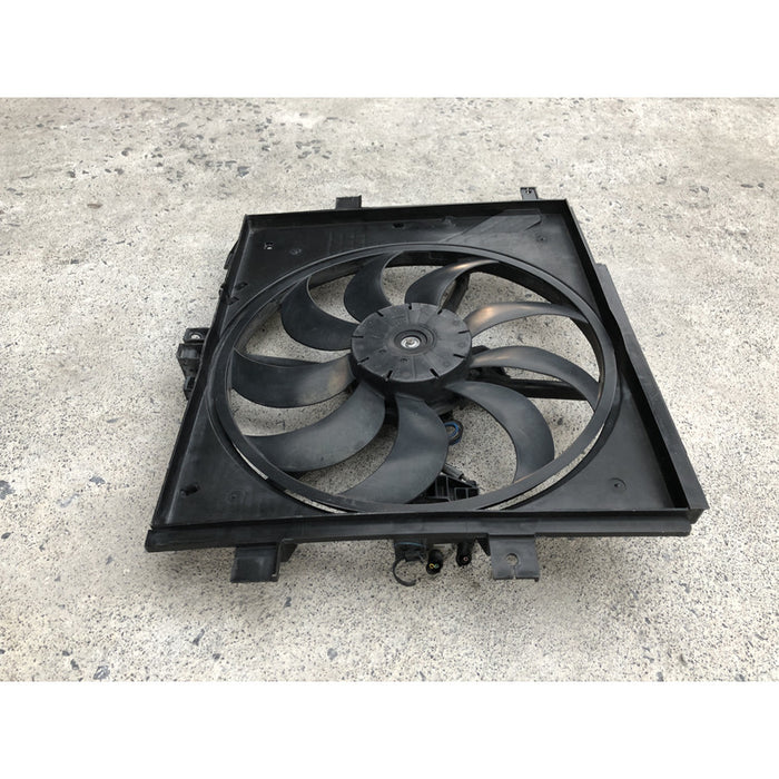 Motoventilador Nissan Versa Del 2012 Al 2019 1.6