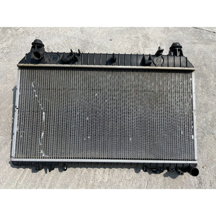 Radiador Original Para Camaro 2010, 2011 Motor 3.6 Manual