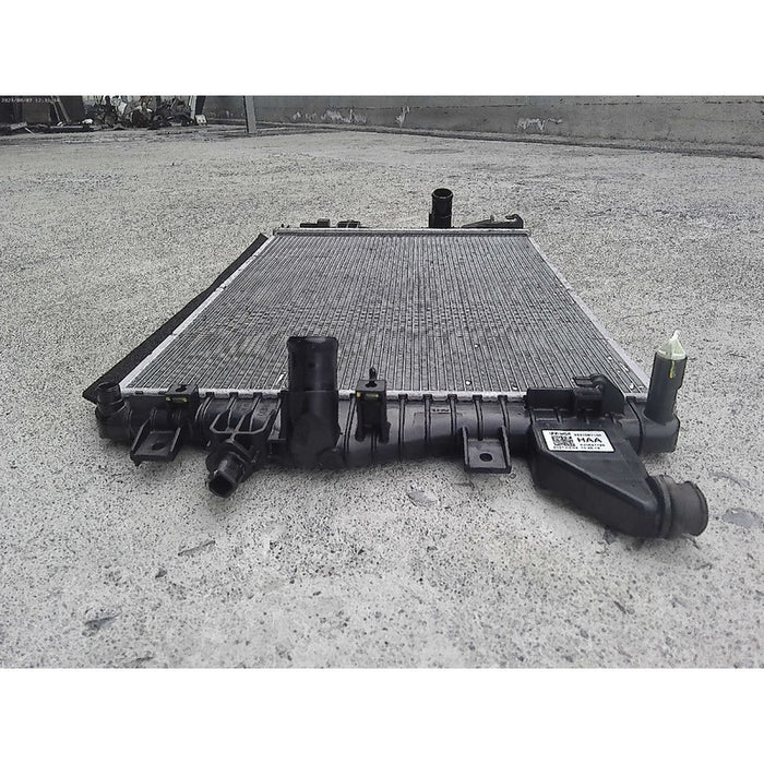 Radiador Original Hyundai Elantra 2021, 2022, 2023, 2024 1.6