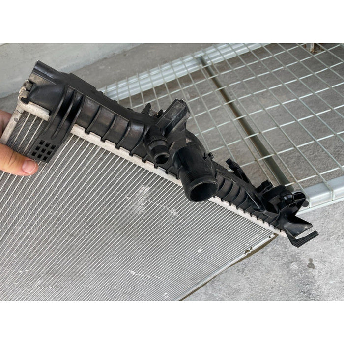 Radiador Agua Original Para Jaguar Xj 2009 - 2015 5.0 L