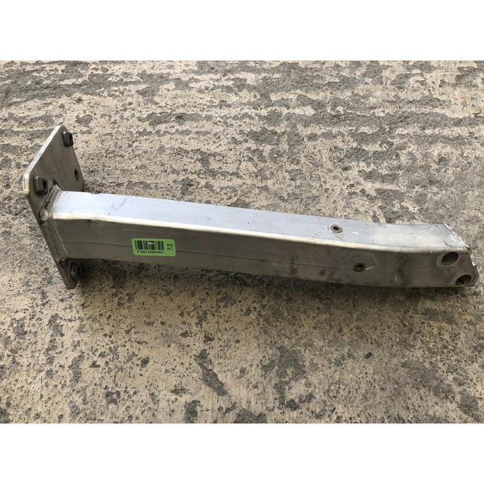 Soporte Refuerzo Delantero Izquierdo Cherokee 2014-2018
