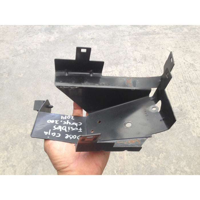Base Caja De Fusibles Chrysler 300 2012 2013 2014