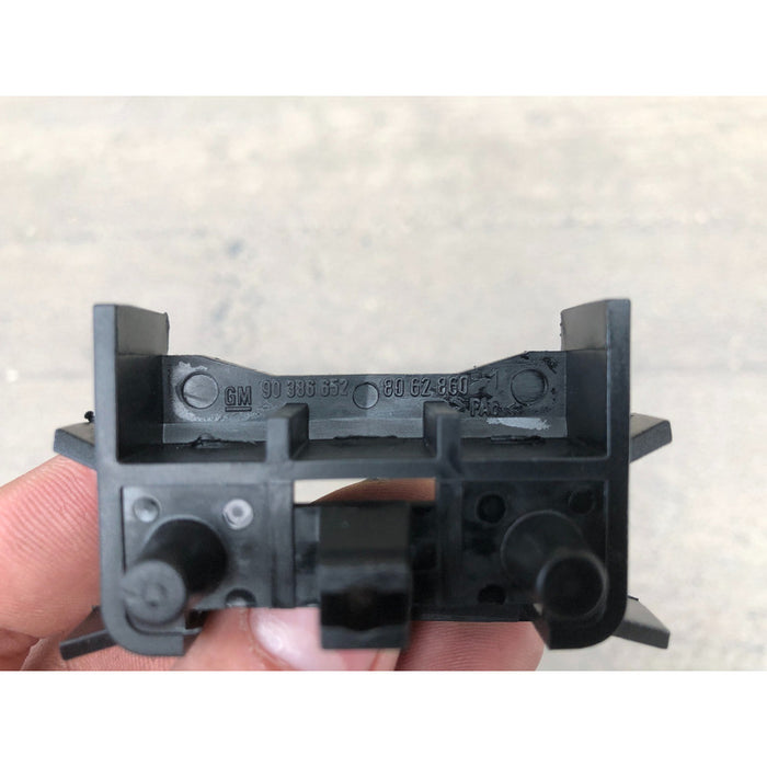 Soporte Lateral Facia Delantera Chevy 1994 Al 2003