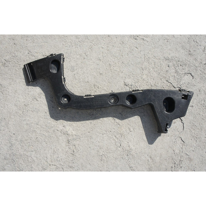 Guia Defensa Trasera Derecha Ford Focus 2012 2013 2014