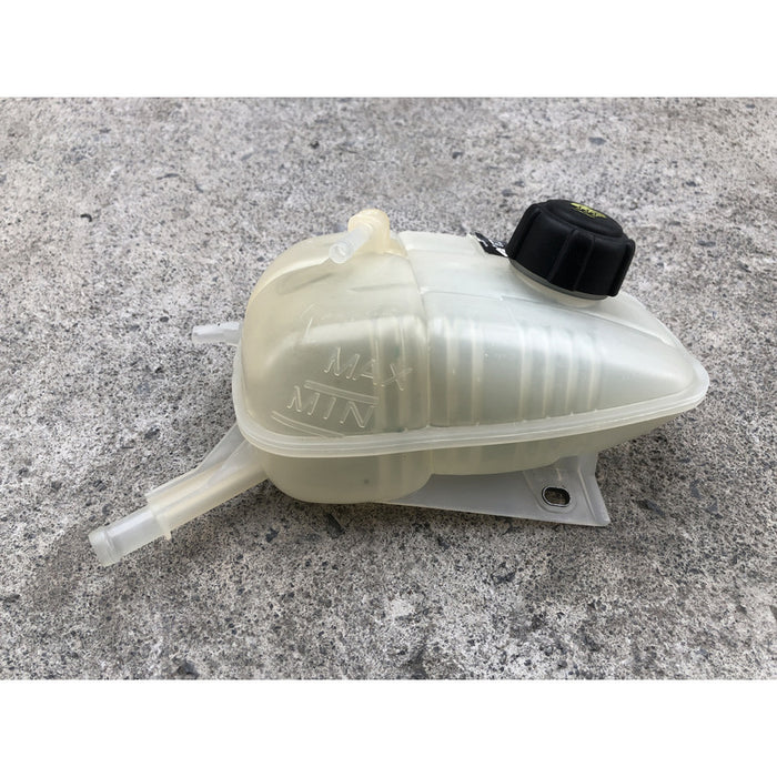 Deposito Agua Radiador Nissan Sentra 2020 Al 2023 2.0