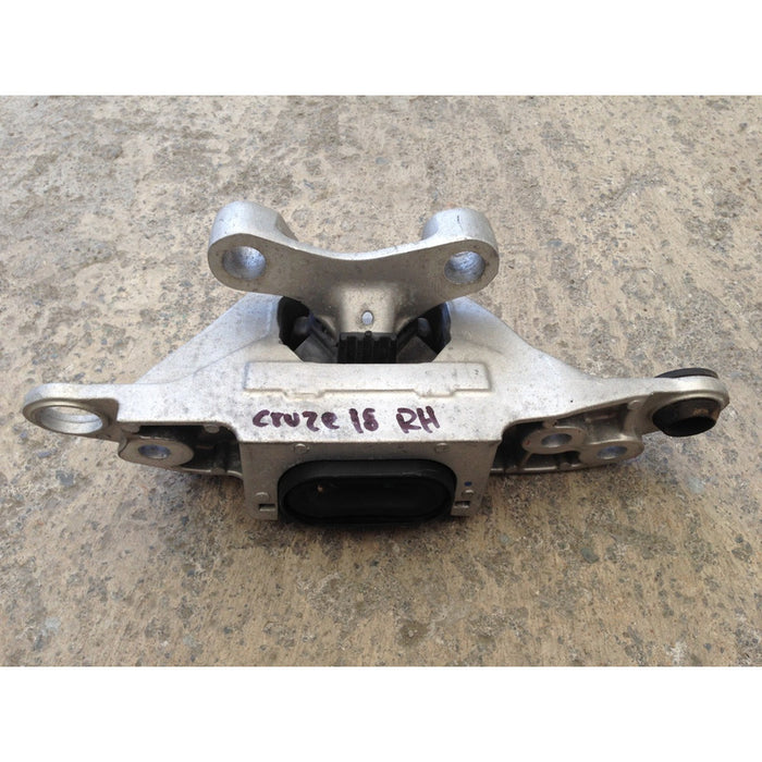 Soporte De Motor Derecho Chevrolet Cruze 2016 Al 2019