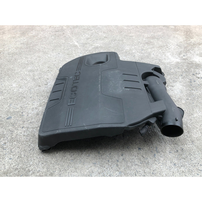 Resonador De Aire Para Chevrolet Malibu 2008-2012 2.4 4 Cil.