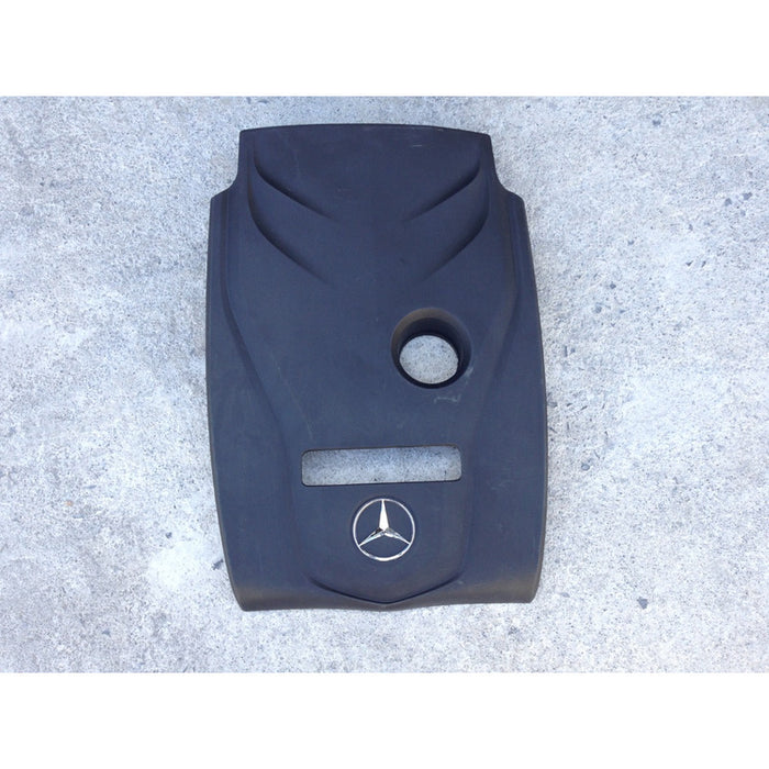 Cubierta De Motor C300 Sedan 2015-2020 2.0 Lts.
