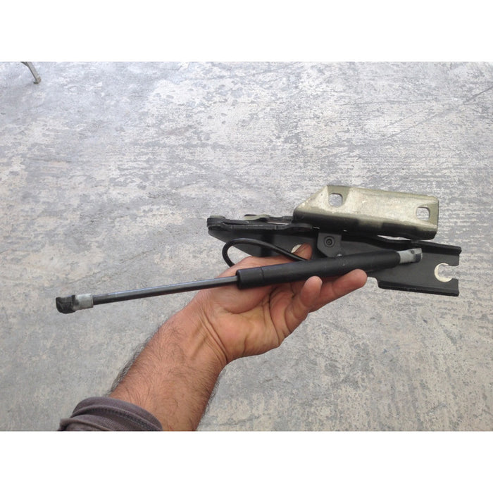Set Bisagra De Cofre Bmw 535i 2008 2009 2010