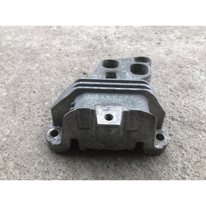 Soporte De Motor Mercedes Benz Cla250 2014 Al 2020 2.0