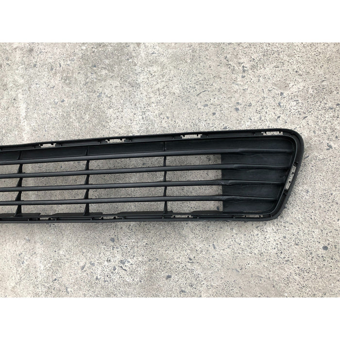 Parrilla Inferior Original Toyota Camry 2012, 2013, 2014