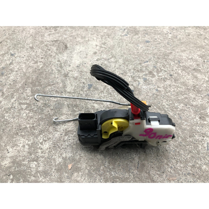 Chapa De Puerta Delantera Izquierda Original Sonic 2012-2018