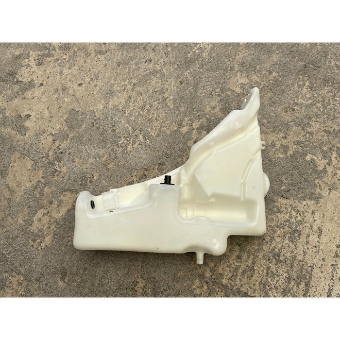 Deposito Limpiabrisas Audi A4 Del 2013 Al 2016 2.0