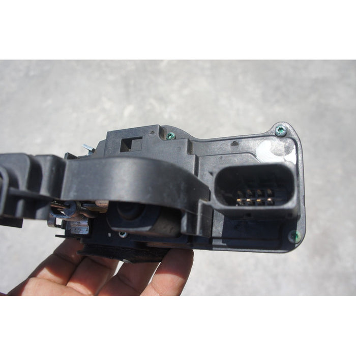 Chapa De Puerta Delantera Derecha Cadillac Sts 2005-2007